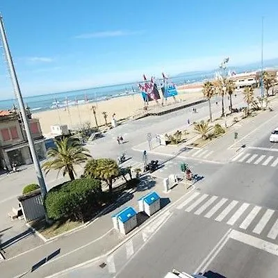 Hotel Bella Riviera Lungomare Viareggio Italy