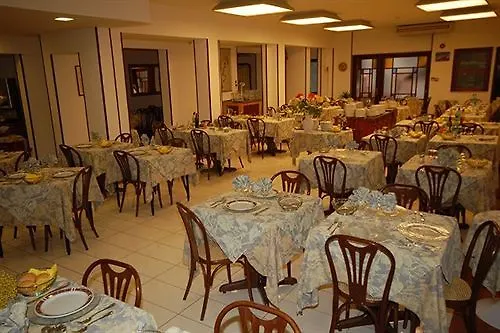 ***  Hotel Bella Riviera Lungomare Viareggio Itálie