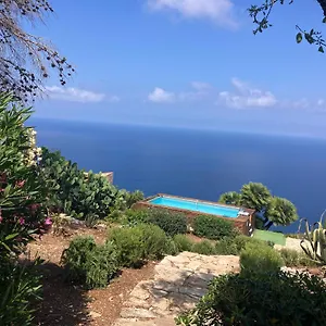 https://bb-baglio-la-luna.sicilyhotelsitaly.net