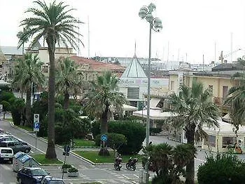 ***  Hotel Bella Riviera Lungomare Viareggio Italien